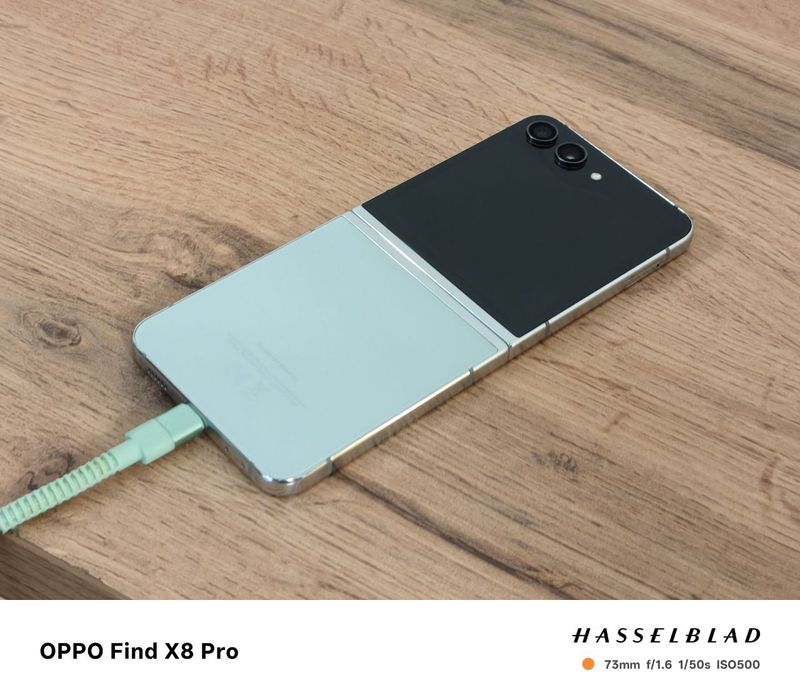 Z flip 5 в хорошем состоянии