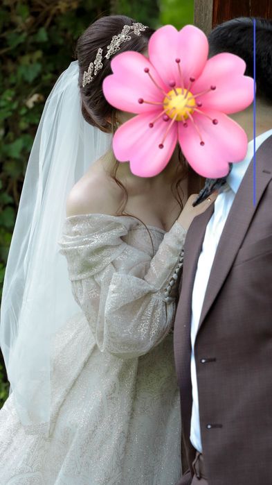 Сияющее свадебное платье