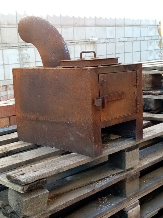 Продам печь металлическую