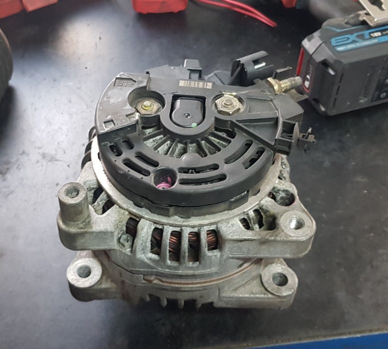 Alternator Citroen/Peugeot/Fiat/Suzuki/Citroen/Alfa 1.6 1.9 2.0 2.2