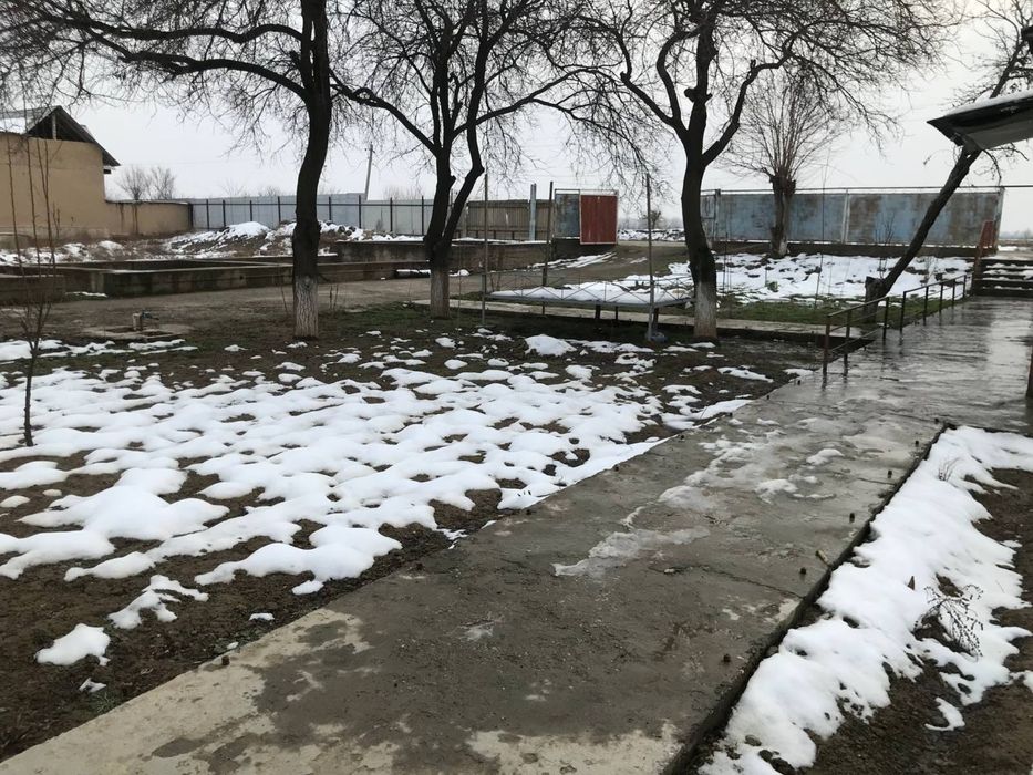 Гагарин шаҳрида катта ҳовлили уй , 14 сўтиҳ