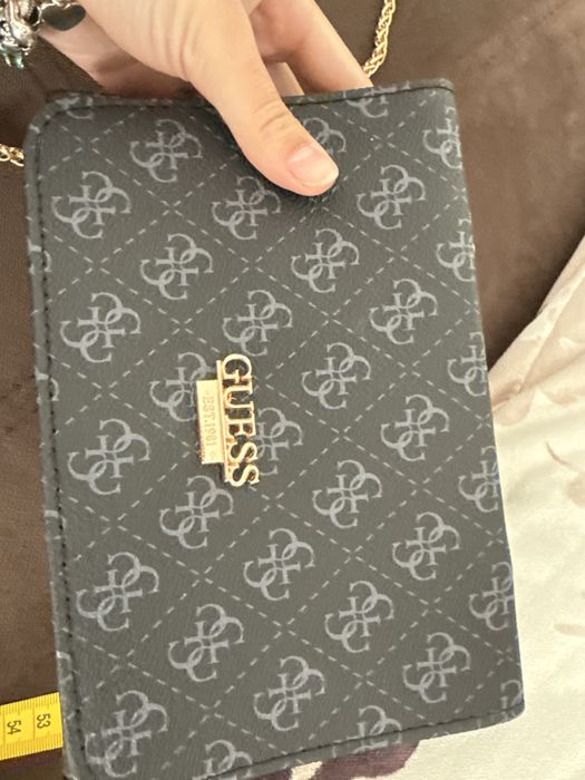 Малка чанта на  Guess