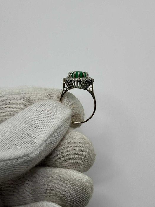 INEL AUR alb 18K + SMARALD Natural =5CT + 16 Diamante =0.80ct -Vintage