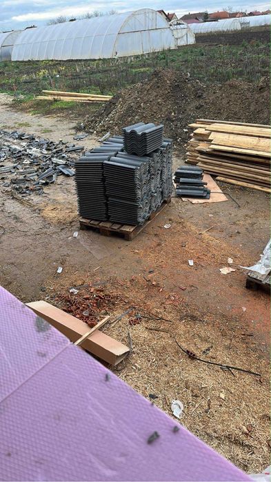 Tigla de beton Bramac Romana Novo, antracit, 33 x 42 cm