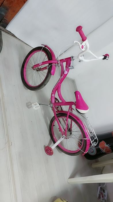 Velosiped qiz bolaniki