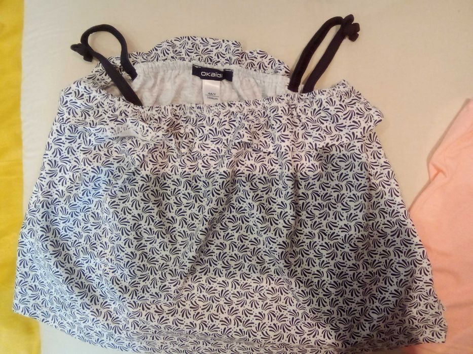 Две блузки Okaidi 4г. за 10лв.