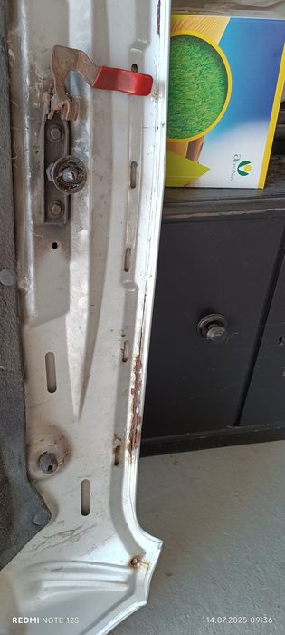 Преден капак за Мерцедес Виано