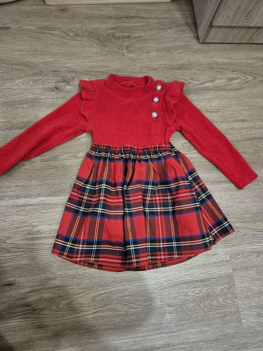 Детска рокля   без забележки  размер 104-110  110