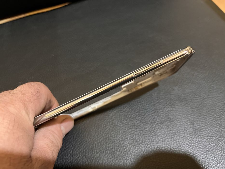 Среда - нова за Samsyng Galaxy J5 - 2015