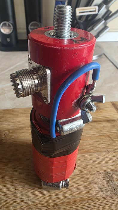 Antena radioamatori portabila cu trepied