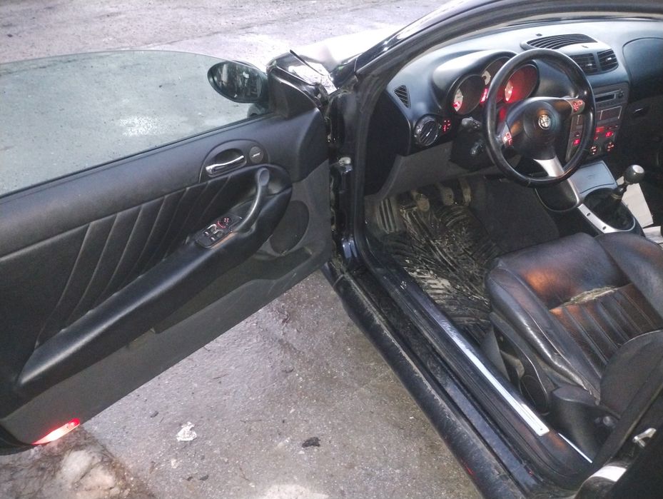 Алфа Ромео ГТ на части