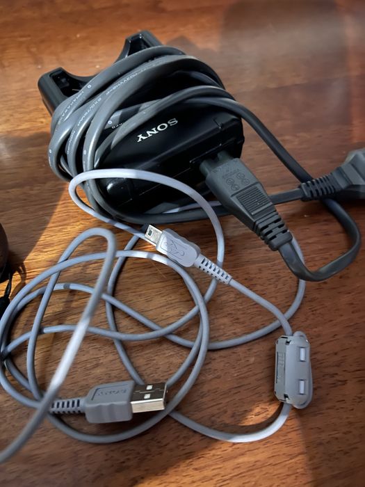 Продам фотоаппарат SONY