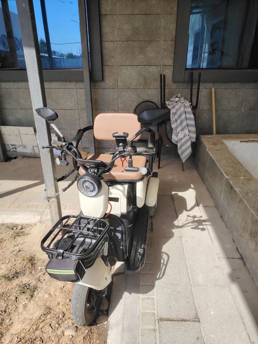 Электро скутер 3 оёкли