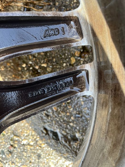 Джанти с гуми 18 за Mercedes