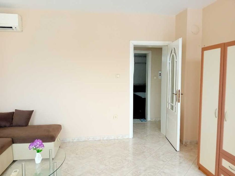 Дава се под наем Двустаен апартамент в София, Модерно предградие - 70 кв.м за 612 € - Снимка #7