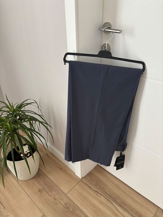 Pantaloni costum Mango femei lână
