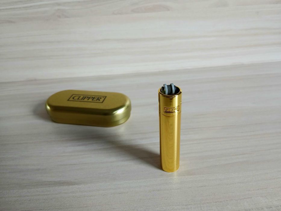 Запалка CLIPPER - метална, нова
