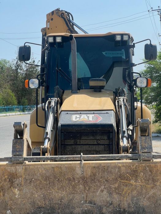 Погрузчик Экскаватор 3 в 1