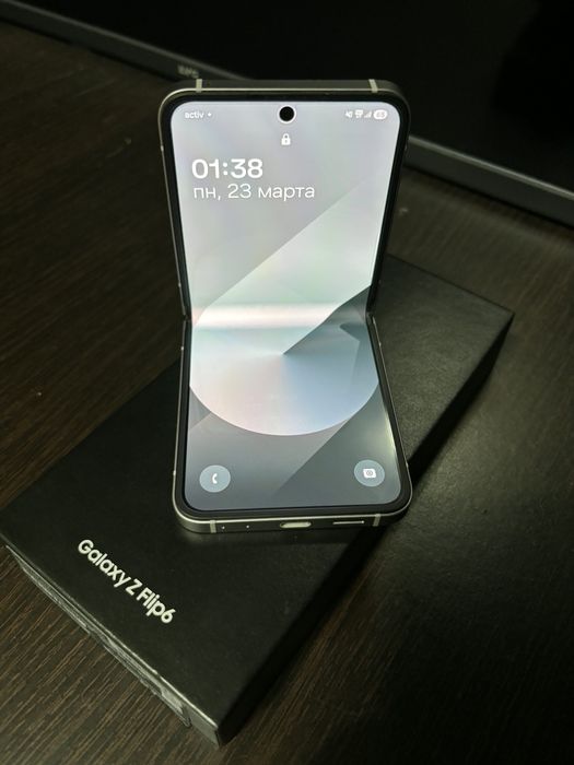 Продам Z flip 6 512gb