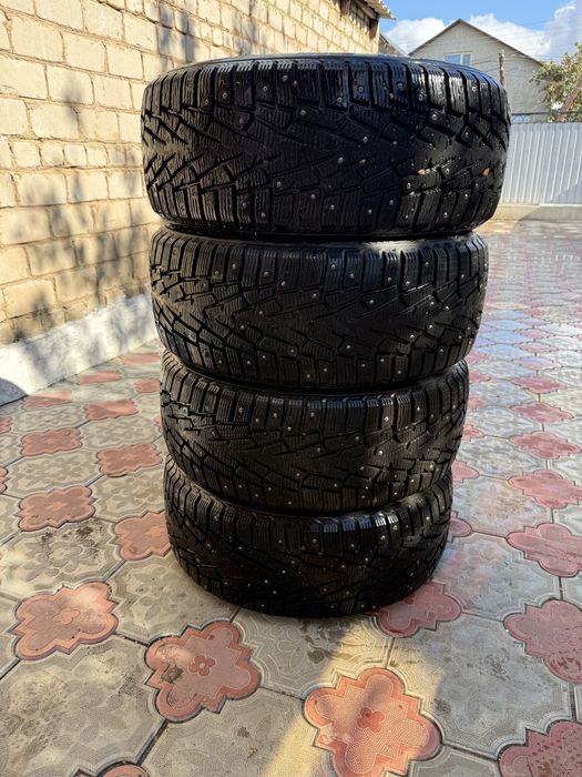 Продам зимние шины Кордиант R17