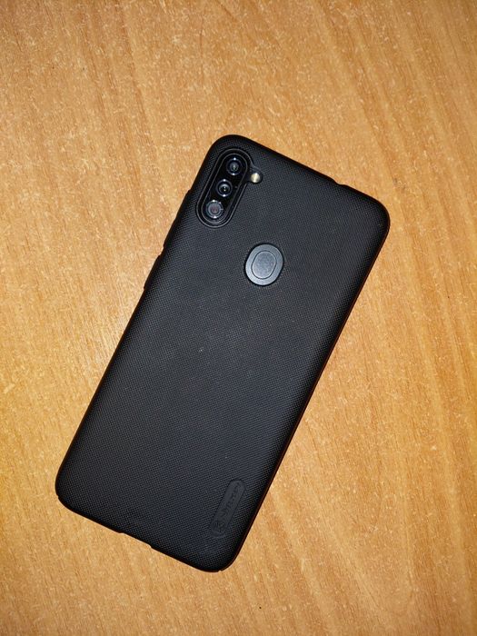 Продам Телефон Samsung A11