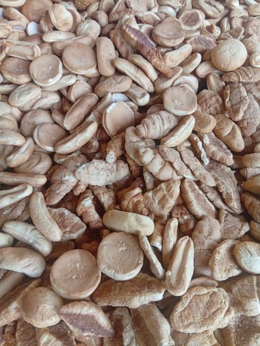 Toza quritilgan non maxsulotlari (yem sifatida)