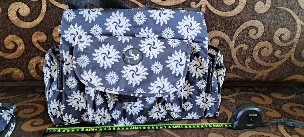 Чанта за майка и бебе с повивалник и калъф за шише, нова