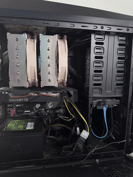 Pc gaming rtx 2060 super i7 9700k 16 gb ram 1 tb ssd + 1 tb hdd