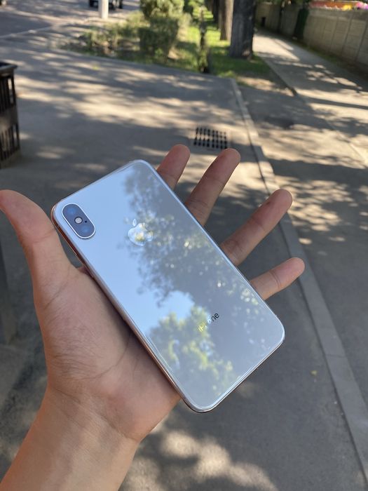 iPhone X В отличном состоянии