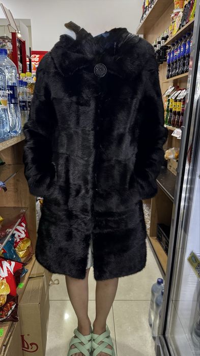Продам норковую шубу