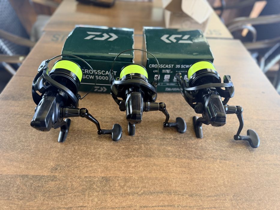 Vand 3 Mulinete Daiwa Crosscast 35 SCW 5000 LD QD impecabile