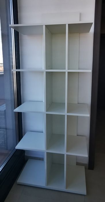 Vând etajera / stand / biblioraft