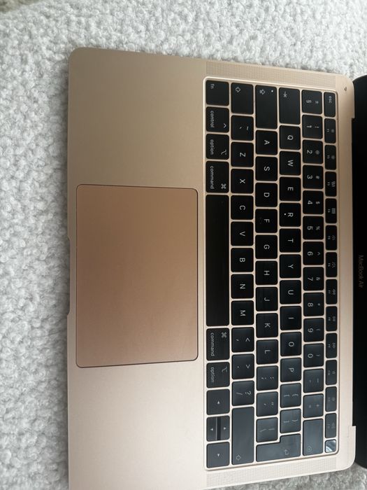 Macbook air 13 inch