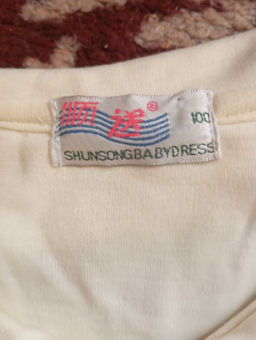 Продаю. Две новые кофты на подростка.14-15 лет.