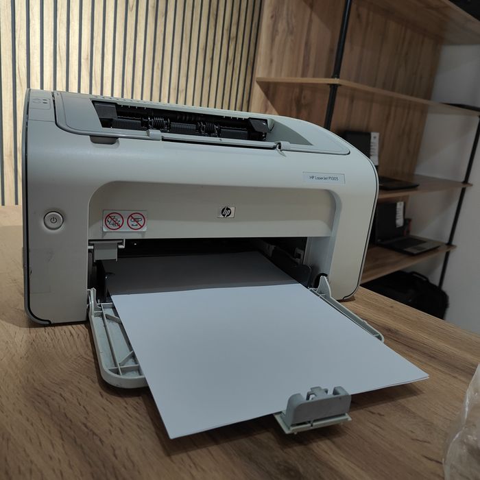 Принтер HP в хорошем состояний