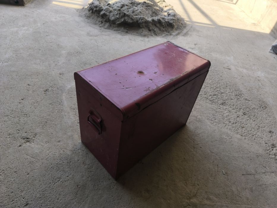 Instrument yashik. Narxi 100$