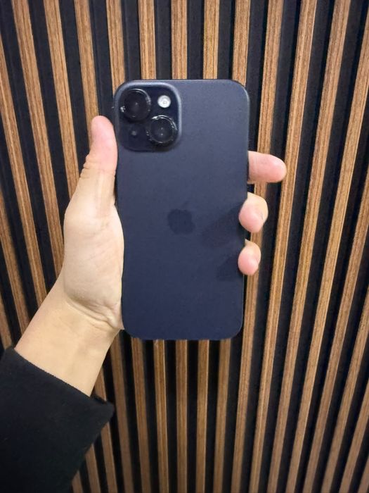 Продам iphone 15 256gb
