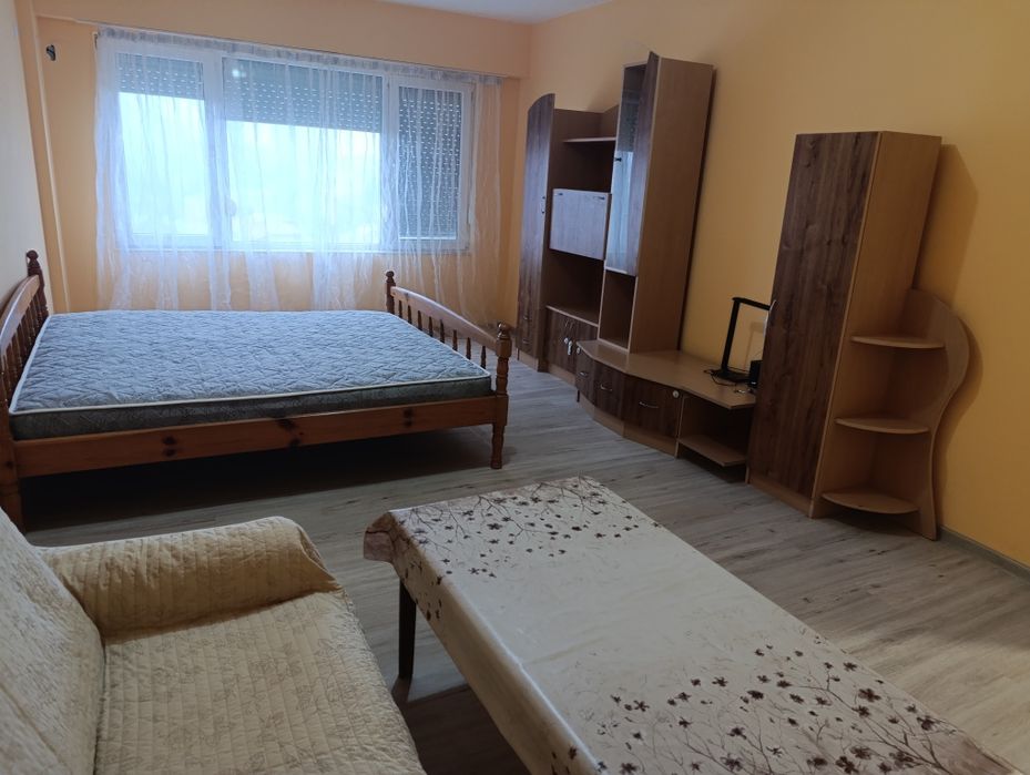 Дава се под наем Тристаен апартамент в Димитровград - 70 кв.м за 178.5 € - Снимка #6