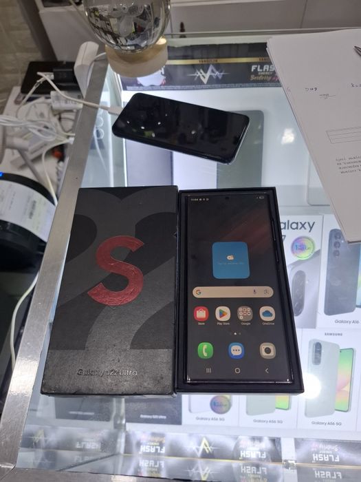Samsung Galaxy S22 Ultra 5G Vietnam 12/256 Gb