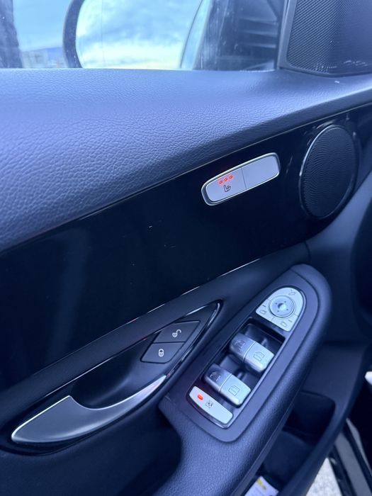 Mercedes Benz C- Class 2017