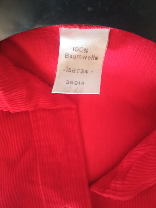 Rochie rosie retro vitange. Nu Zara, Nu Massimo Dutti, Nu Mango