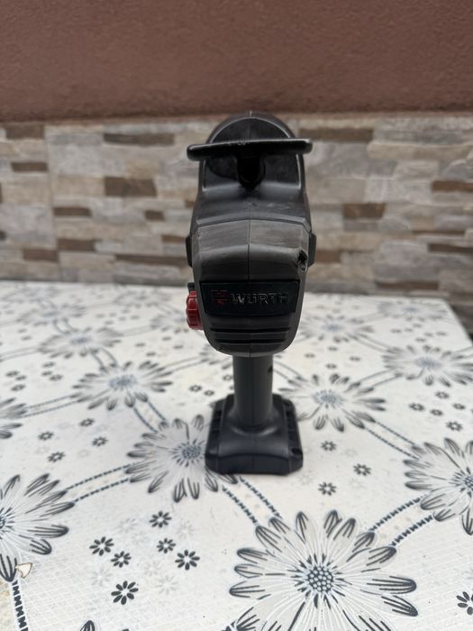 Акумулаторен пистолет за силикон WURTH