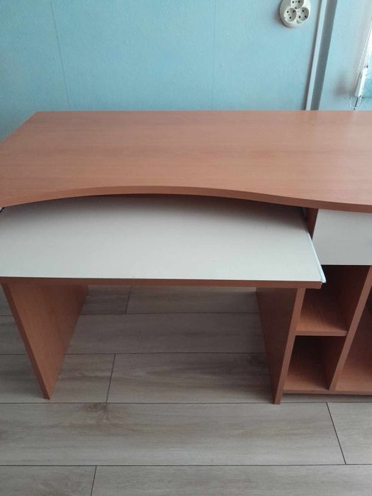 Ученическо запазено бюро