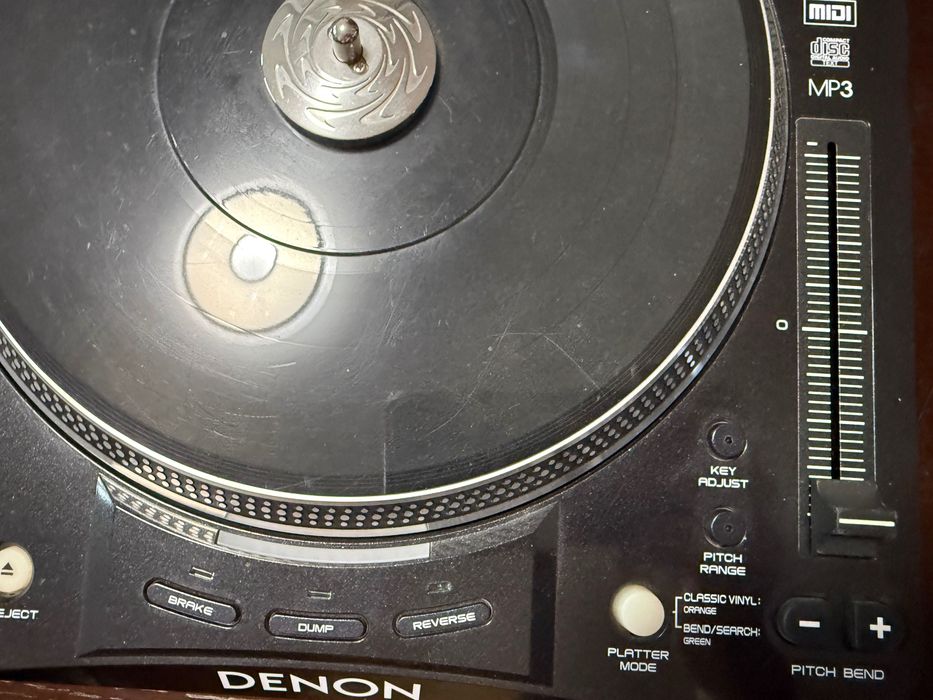 Deck Dennon S3700 Cd player cu posibilitati de mixaj