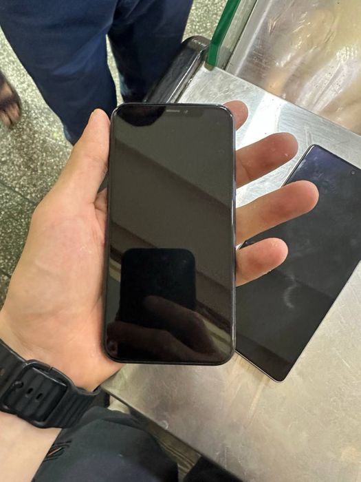 Iphone 11 pro 256 tali