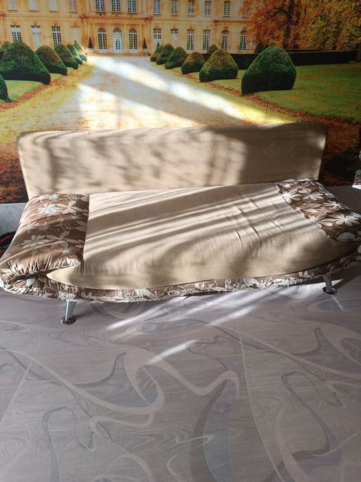 Продам диван тахту