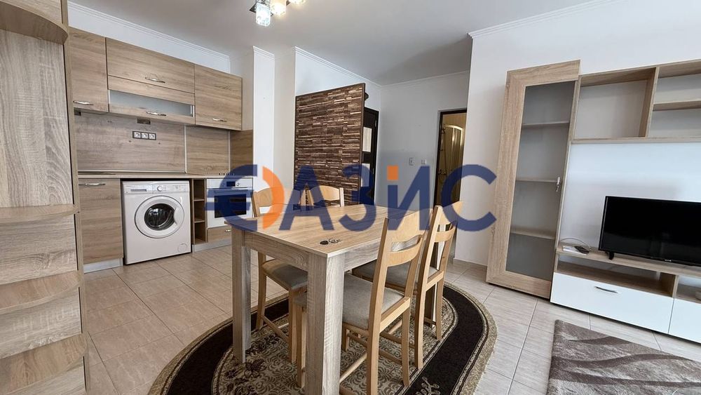 Продава се Двустаен апартамент в Свети Влас - 67 кв.м за 837 €/кв.м - Снимка #3