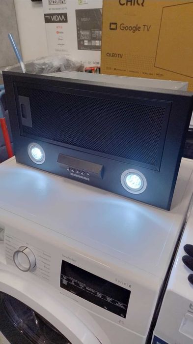 Черен Абсорбатор за вграждане Heinner 610 м3/ч 215 W
