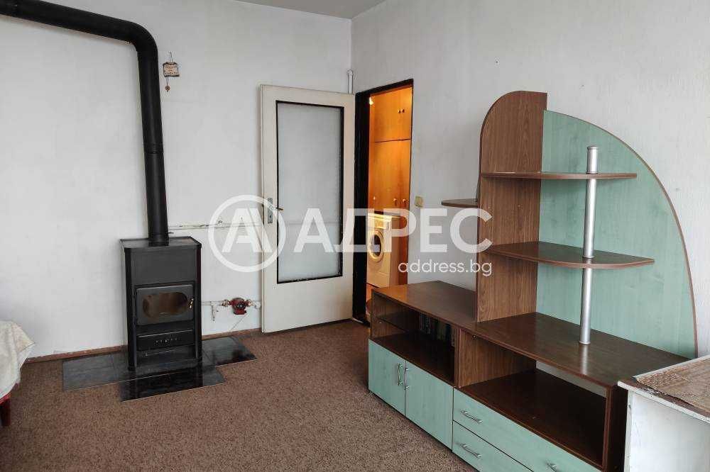 Двустаен апартамент