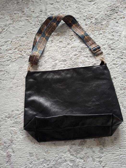 Нова дамска чанта